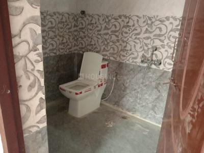 Bathroom Image of 1100 Sq.ft 2 BHK Apartment / Flat for rent in Amberpet Hyderabad for Rs. 24000