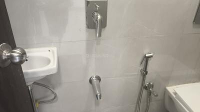 Image of 1000 Sq.ft 2 BHK Apartment / Flat for rent in Olympia Tower, Byculla, Mumbai for Rs. 95000