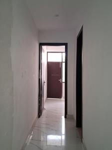 Passage Image of 975 Sq.ft 2 BHK Apartment / Flat for sale in Sector 73 Noida for Rs. 3600000