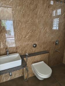Bathroom Image of 1400 Sq.ft 3 BHK Apartment / Flat for sale in Kothrud Pune for Rs. 20000000
