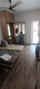 Bedroom Image of 350 Sq.ft 1 RK Villa for rent in Shyamal Ahmedabad for Rs. 12100
