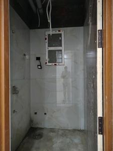 Common Bathroom Image of 1011 Sq.ft 2 BHK Apartment / Flat for sale in THV Heritage Heights, Noida Extension Greater Noida for Rs. 3812000