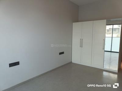 Bedroom Image of 950 Sq.ft 2 BHK Apartment / Flat for rent in Rustomjee Paramount, Santacruz West Mumbai for Rs. 235000