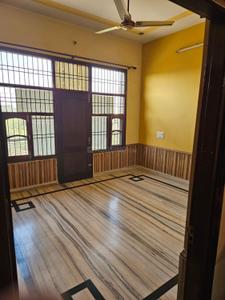 Bedroom Image of 1800 Sq.ft 5 BHK Independent House for rent in Model Town Bathinda for Rs. 32000