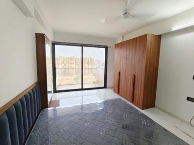 Bedroom Image of 2650 Sq.ft 4 BHK Apartment / Flat for rent in Swagat Agacia, Sargasan Gandhinagar for Rs. 50000