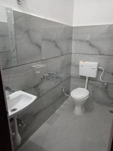 Bathroom Image of 155 Sq.ft 1 RK Independent House for rent in Putli Ghar Amritsar for Rs. 5500