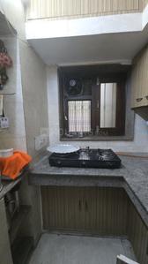 Kitchen Image of 650 Sq.ft 2 BHK Apartment / Flat for rent in Pitampura New Delhi for Rs. 32000