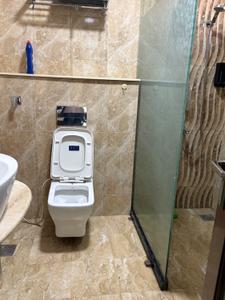 Bathroom Image of 1550 Sq.ft 3.5 BHK Apartment / Flat for rent in True Friends Apartments, Sector 6 Dwarka New Delhi for Rs. 75000