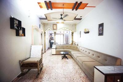 Hall Image of 882 Sq.ft 3 BHK Apartment / Flat for sale in Kankaria Ahmedabad for Rs. 7500000