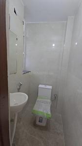 Bathroom Image of 1470 Sq.ft 3 BHK Apartment / Flat for sale in Purvanchal Bhagirathi Apartments, Sector 62 Noida for Rs. 15200000