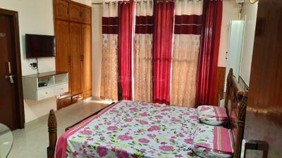 Bedroom Image of 1600 Sq.ft 3 BHK Apartment / Flat for sale in Purvanchal Bhagirathi Apartments, Sector 62 Noida for Rs. 17000000