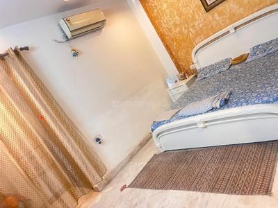 Bedroom Image of 1700 Sq.ft 3 BHK Builder Floor for sale in Vikaspuri New Delhi for Rs. 24500000