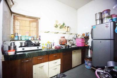 Kitchen Image of 1566 Sq.ft 5 BHK Independent House for sale in Satellite Ahmedabad for Rs. 14900000