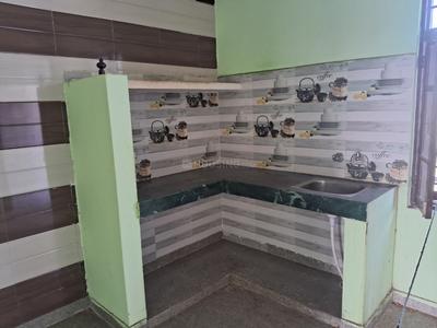 Kitchen Image of 300 Sq.ft 1 BHK Independent House for rent in Baddi Solan for Rs. 5000