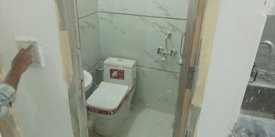Bathroom Image of 400 Sq.ft 1 BHK Builder Floor for rent in Bali Nagar New Delhi for Rs. 14500