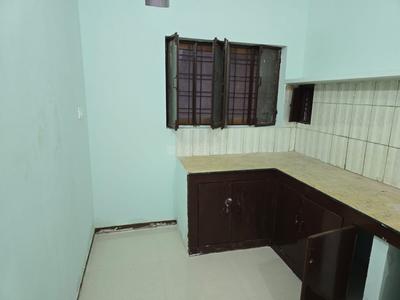 Kitchen Image of 1500 Sq.ft 3 BHK Builder Floor for rent in Khurram Nagar Lucknow for Rs. 18000