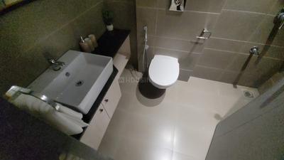 Bathroom Image of 1800 Sq.ft 3 BHK Apartment / Flat for rent in Harni Vadodara for Rs. 18000