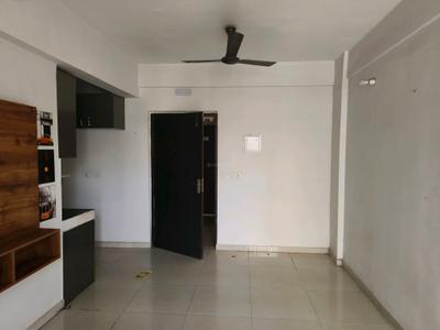 Living Room Image of 700 Sq.ft 2 BHK Apartment / Flat for sale in Signature Global The Millennia, Sector 37D Gurgaon for Rs. 6800000