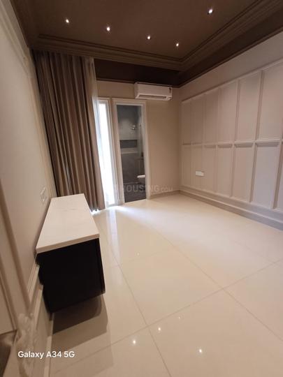 Montefiore Main Image 1