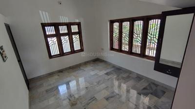 Bedroom Image of 2300 Sq.ft 5 BHK Independent House for rent in Feroke Kozhikode for Rs. 35000