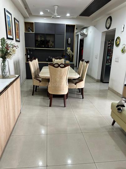 Emaar Palm Gardens Main Image 1