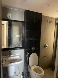 Bathroom Image of 750 Sq.ft 1.5 BHK Apartment / Flat for rent in Lodha Splendora, Thane West Thane for Rs. 22999