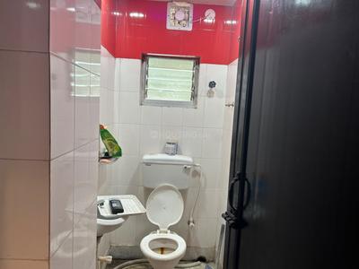 Bathroom Image of 1400 Sq.ft 2 BHK Apartment / Flat for sale in Bansdroni Kolkata for Rs. 5900000
