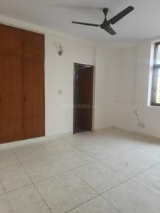 Bedroom Image of 1800 Sq.ft 3 BHK Apartment / Flat for rent in Vishwas Nagar Apartments, Sector 23 Dwarka New Delhi for Rs. 52000