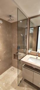 Bathroom Image of 950 Sq.ft 3 BHK Apartment / Flat for sale in Hiranandani Highland A B C D And E Wing, Powai Mumbai for Rs. 41500000