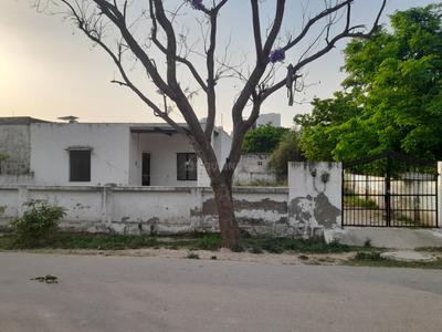 Image of 120 Sq.ft Residential Plot / Land for sale in Gamma II, Greater Noida for Rs. 23000000