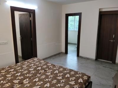 Bedroom Image of 1200 Sq.ft 2 BHK Apartment / Flat for rent in Bodakdev Ahmedabad for Rs. 40000
