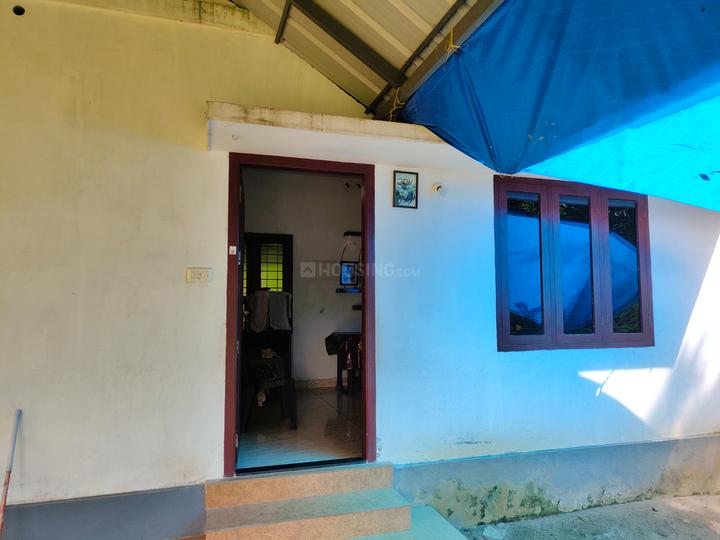Varapuzha Bedroom 1