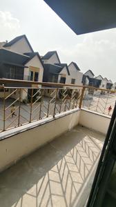 Balcony Image of 1870 Sq.ft 3 BHK Villa for sale in Casagrand Platinum, Perungalathur Chennai for Rs. 18000000
