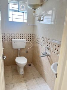 Bathroom Image of 1200 Sq.ft 2 BHK Apartment / Flat for rent in Mathikere Bengaluru for Rs. 26000