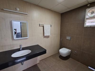 Image of 1800 Sq.ft 3 BHK Apartment / Flat for rent in  Hy End Homes, Madhapur, Hyderabad for Rs. 55000