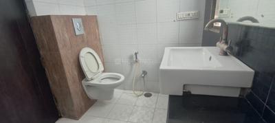 Image of 2050 Sq.ft 3 BHK Apartment / Flat for rent in Gomti Nagar, Lucknow for Rs. 60000