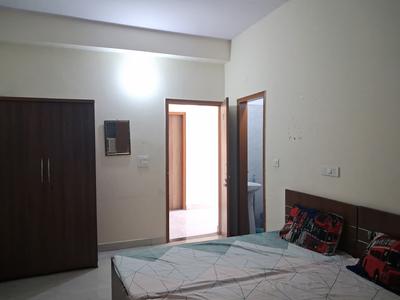 Bedroom Image of 1200 Sq.ft 1 RK Apartment / Flat for rent in Sector 62A Noida for Rs. 14500
