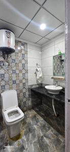 Bathroom Image of 1770 Sq.ft 3.5 BHK Apartment / Flat for rent in Omkar Royal Nest Lotus, Greater Kailash Jammu for Rs. 45000
