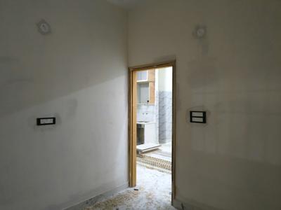 Bedroom Image of 750 Sq.ft 2 BHK Builder Floor for sale in DLF Ankur Vihar Ghaziabad for Rs. 2250403