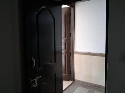Bedroom Image of 2474 Sq.ft 4 BHK Apartment / Flat for sale in Amrapali Platinum, Sector 119 Noida for Rs. 21500000