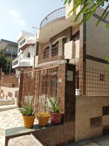 Image of 2000 Sq.ft 6 BHK Independent House for sale in Sector 55, Noida for Rs. 75500000