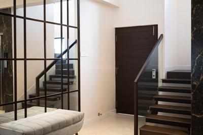 Balcony Image of 3000 Sq.ft 4 BHK Villa for rent in Injambakkam Chennai for Rs. 170000