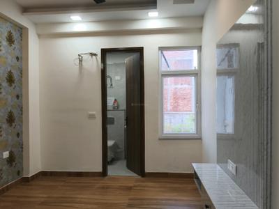 Bedroom Image of 1450 Sq.ft 4 BHK Apartment / Flat for sale in Chipiyana Buzurg Ghaziabad for Rs. 8102400