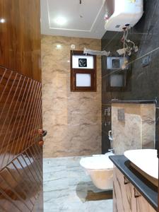 Common Bathroom Image of 2400 Sq.ft 4 BHK Builder Floor for sale in Indirapuram Ghaziabad for Rs. 34000000