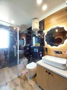 Bathroom Image of 2226 Sq.ft 4 BHK Builder Floor for sale in Central Park Flower Valley, Sector 33 Sohna for Rs. 37900000