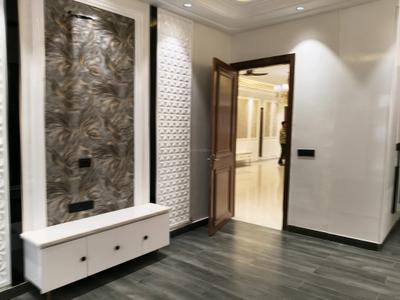 Bedroom Image of 2430 Sq.ft 3 BHK Builder Floor for sale in Palam Vihar Gurgaon for Rs. 30000000