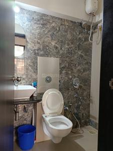 Bathroom Image of 653 Sq.ft 1 BHK Apartment / Flat for rent in Shree Naman Premier, Andheri East Mumbai for Rs. 65000