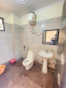 Image of 860 Sq.ft 1 BHK Builder Floor for rent in Sector 39, Gurgaon for Rs. 22000