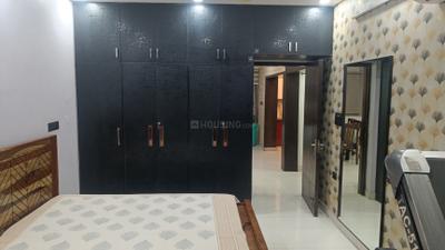 Bedroom Image of 1650 Sq.ft 3 BHK Apartment / Flat for rent in Metroview Apartment, Sector 13 Dwarka New Delhi for Rs. 55000