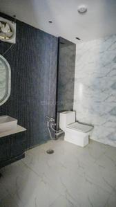 Bathroom Image of 38250 Sq.ft 3 BHK Farm House for sale in Bajidpur Noida for Rs. 60000000
